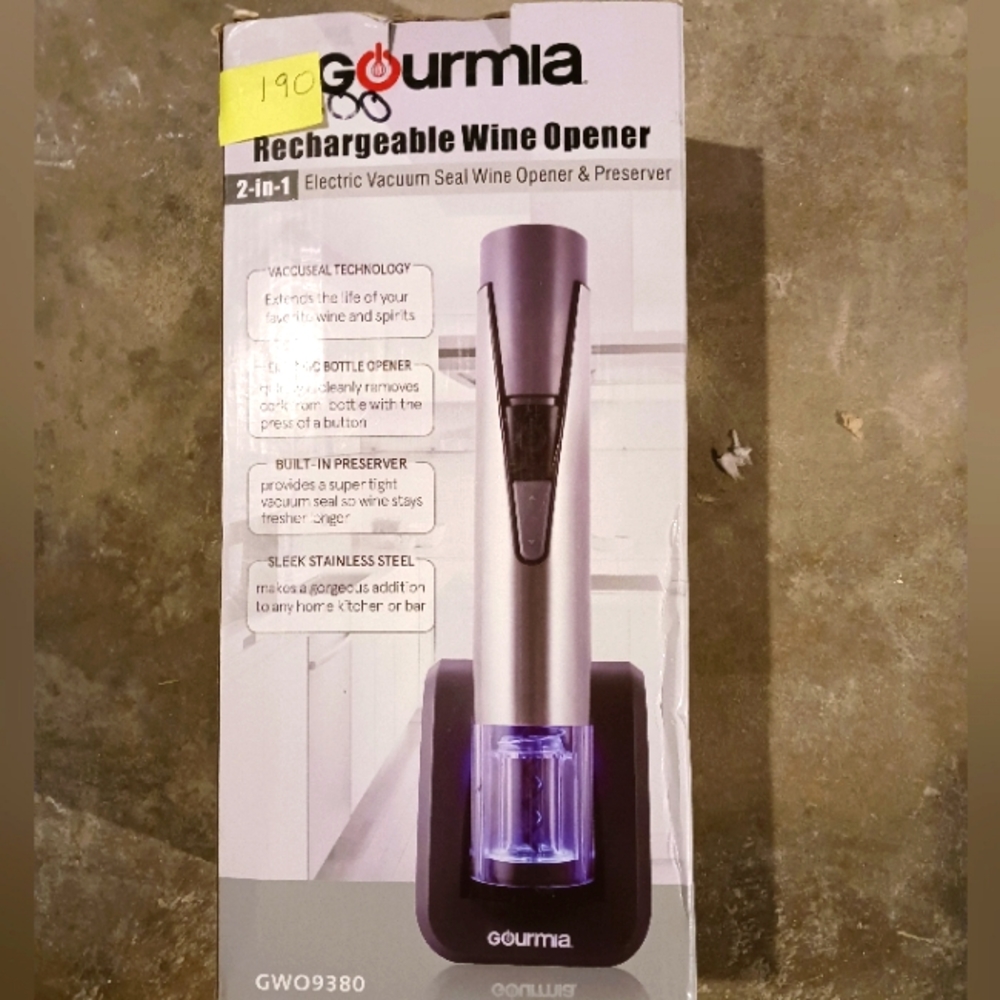 Gourmia chargeable wine opener